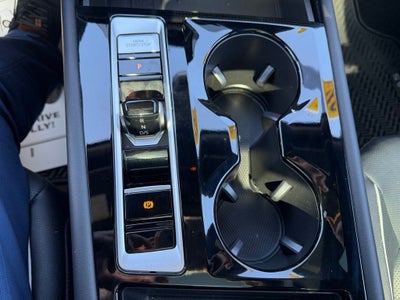 2025 Volkswagen Atlas Cross Sport 2.0T SEL Premium R-Line 4MOTION