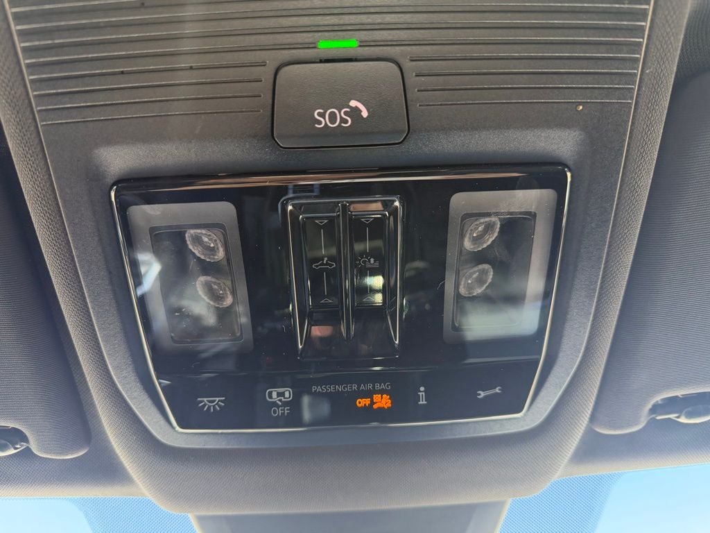 2025 Volkswagen Atlas Cross Sport 2.0T SEL Premium R-Line 4MOTION