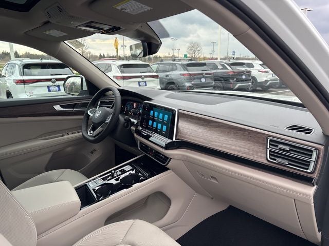 2026 Volkswagen Atlas 2.0T SEL Premium R-Line