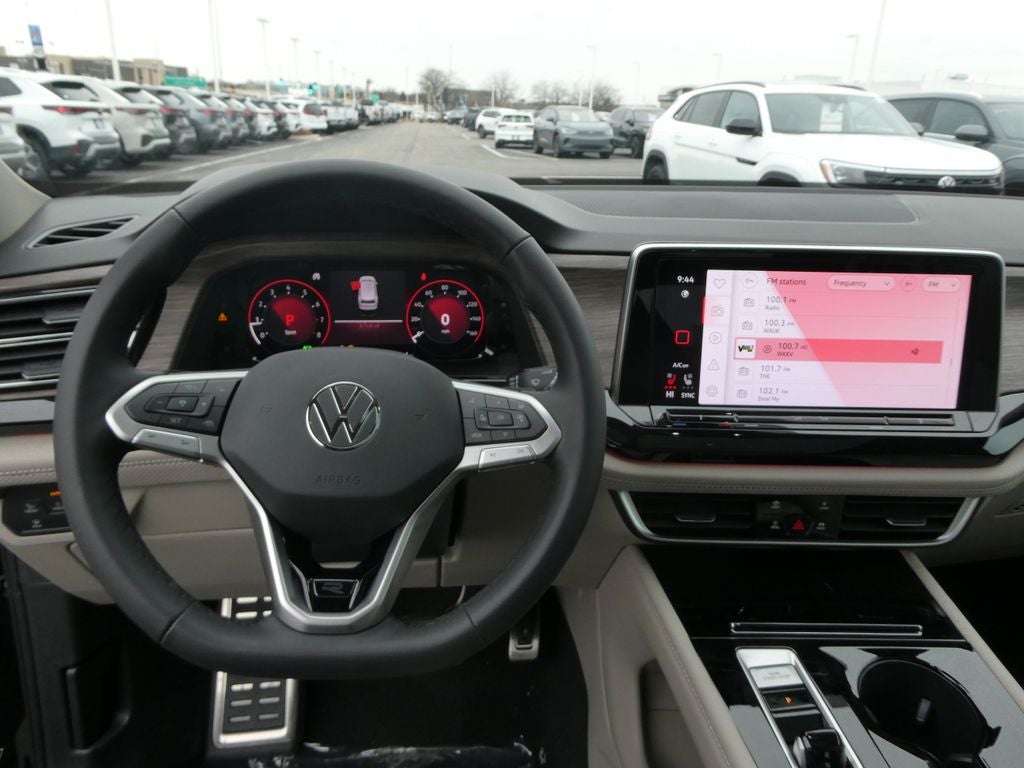 2026 Volkswagen Atlas 2.0T SEL Premium R-Line