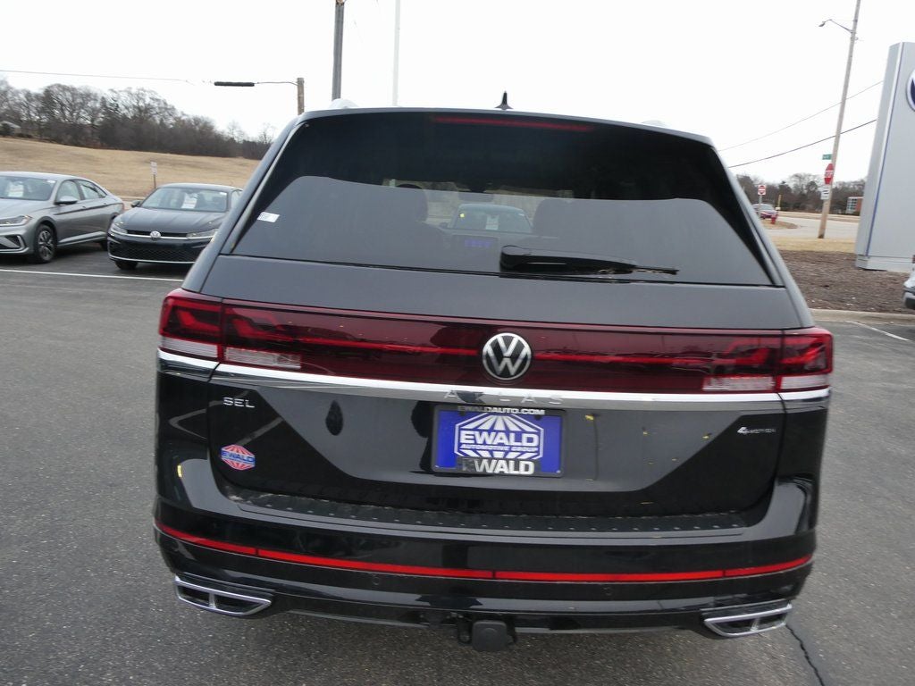 2026 Volkswagen Atlas 2.0T SEL Premium R-Line