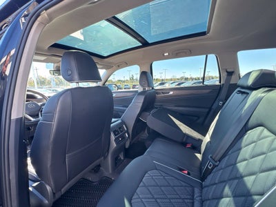 2024 Volkswagen Atlas 2.0T SEL Premium R-Line