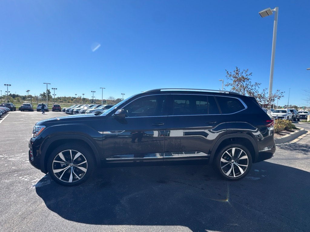 2024 Volkswagen Atlas 2.0T SEL Premium R-Line