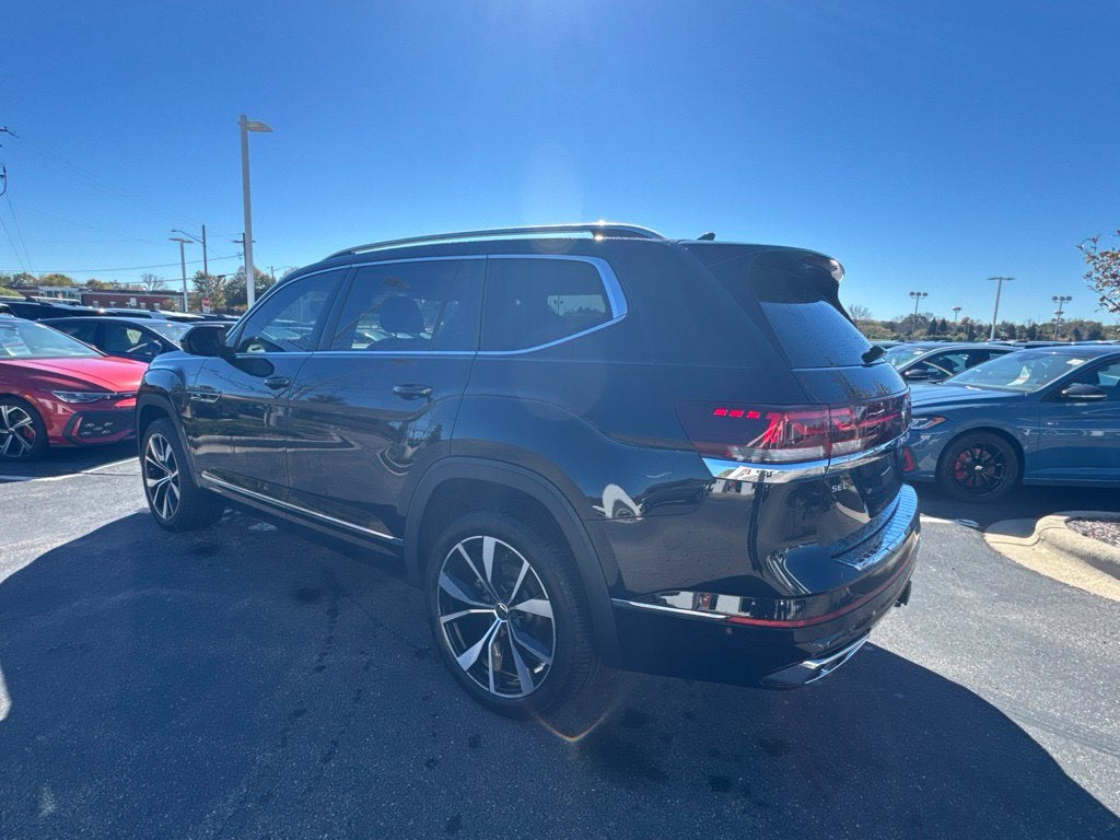 2024 Volkswagen Atlas 2.0T SEL Premium R-Line