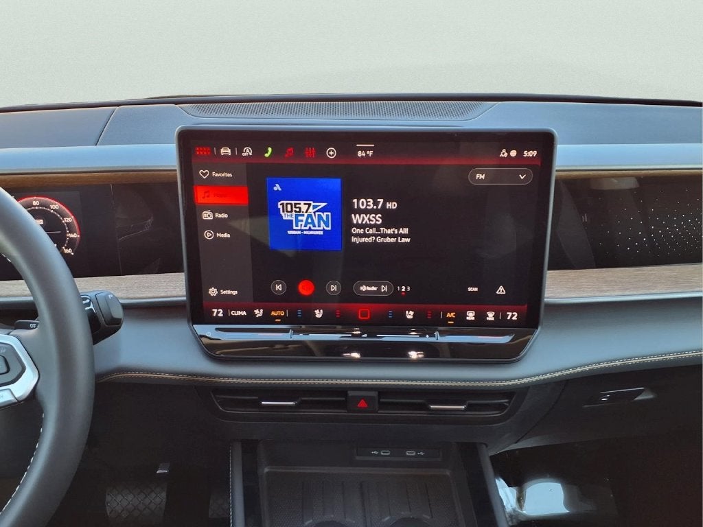2027 Volkswagen Atlas SE w/Technology