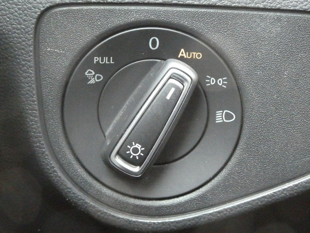 2022 Volkswagen Atlas 2.0T SE w/Technology