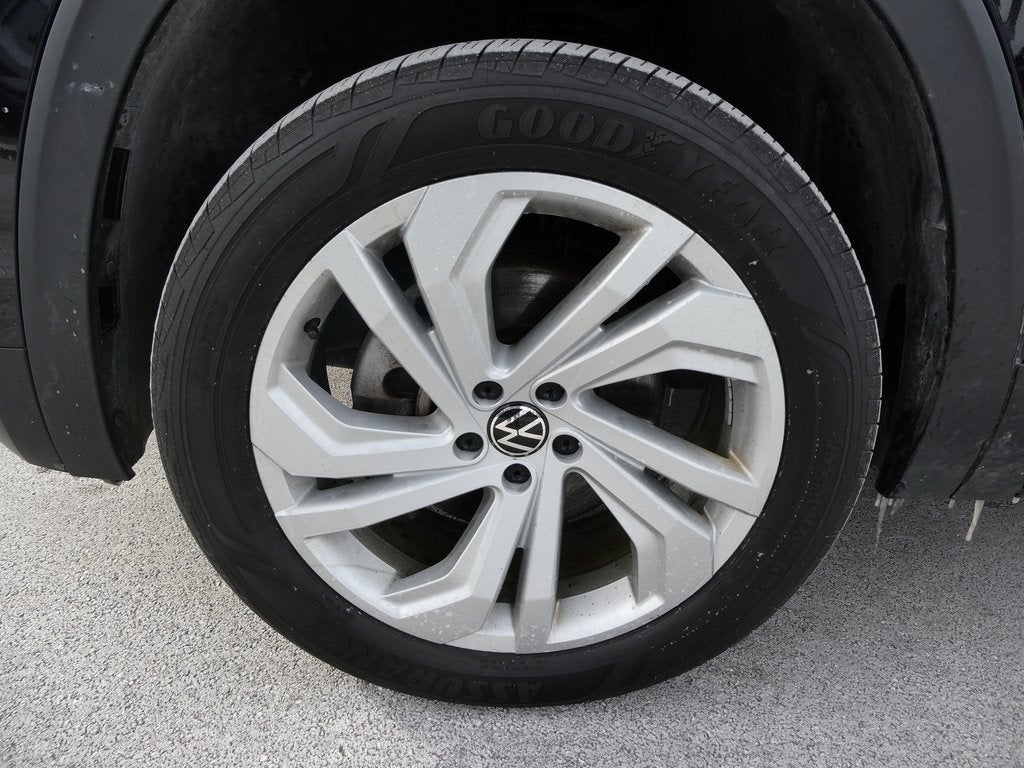 2022 Volkswagen Atlas 2.0T SE w/Technology