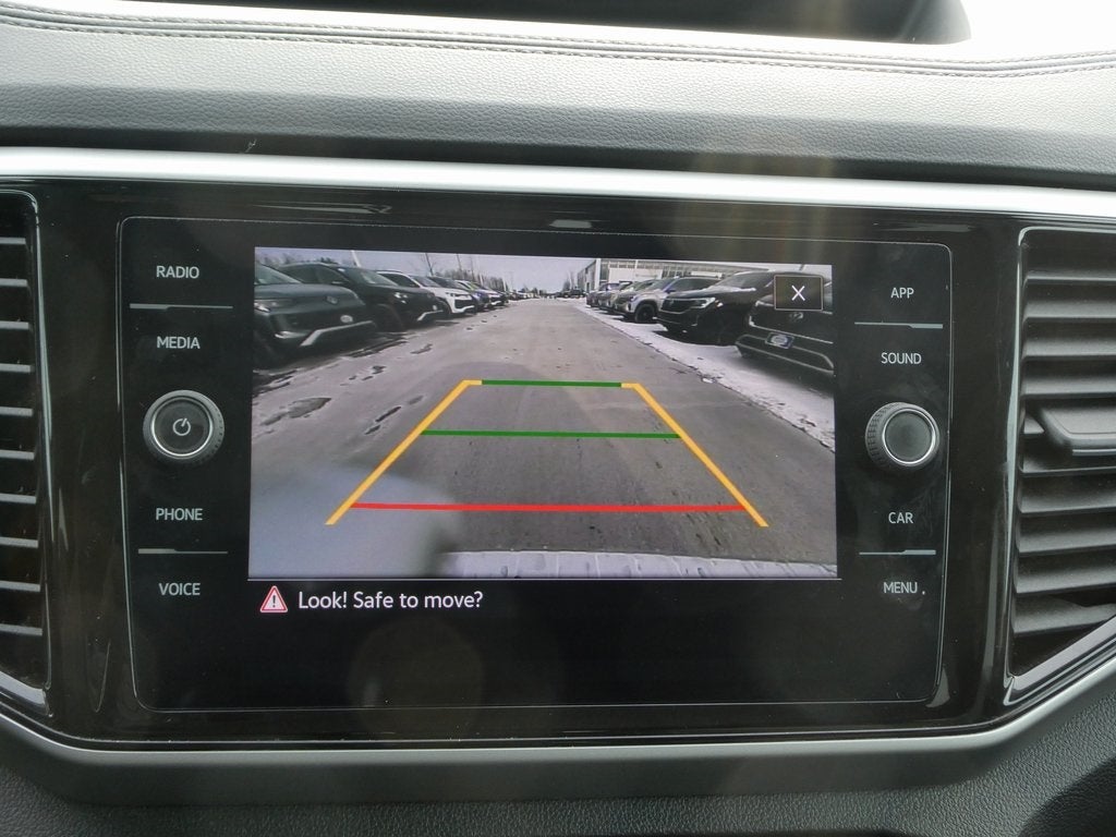 2022 Volkswagen Atlas 2.0T SE w/Technology