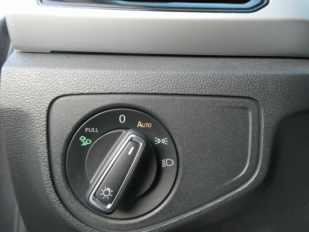 2022 Volkswagen Atlas 3.6L V6 SE w/Technology 4MOTION