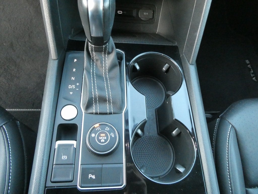 2022 Volkswagen Atlas 3.6L V6 SE w/Technology 4MOTION