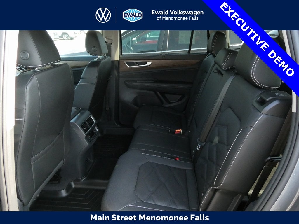 2025 Volkswagen Atlas 2.0T SE w/Technology 4MOTION