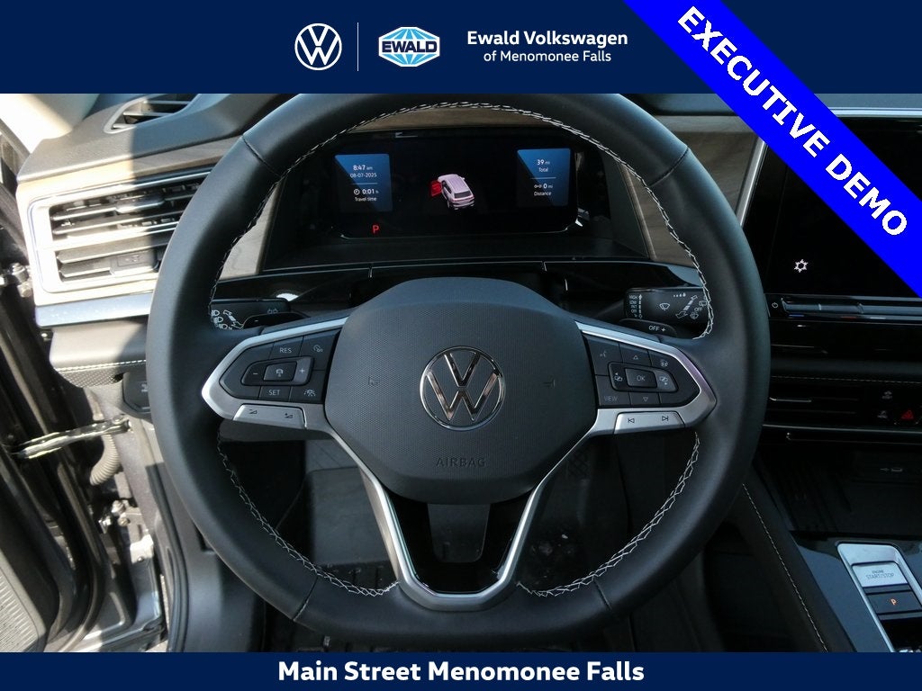 2025 Volkswagen Atlas 2.0T SE w/Technology 4MOTION