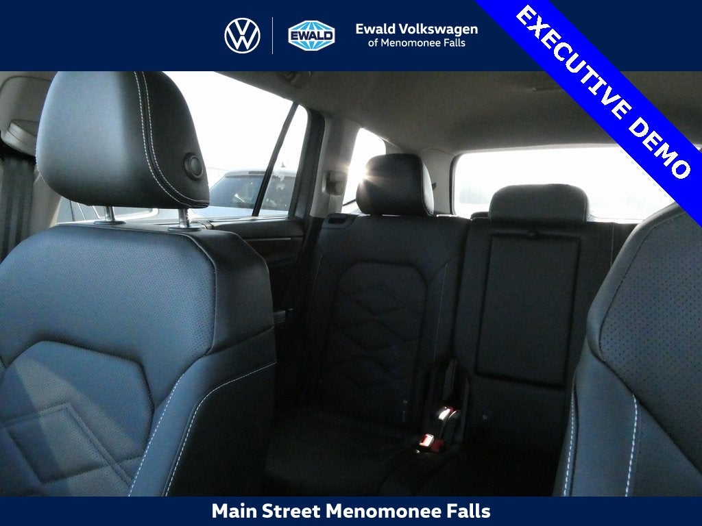 2025 Volkswagen Atlas 2.0T SE w/Technology 4MOTION