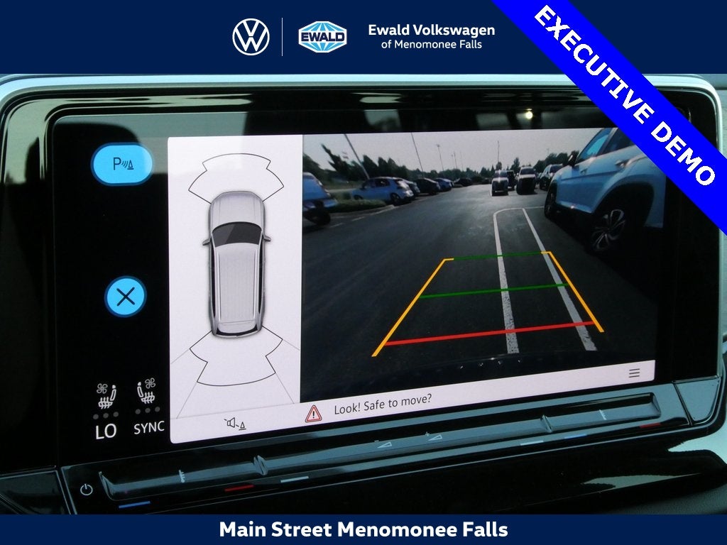 2025 Volkswagen Atlas 2.0T SE w/Technology 4MOTION