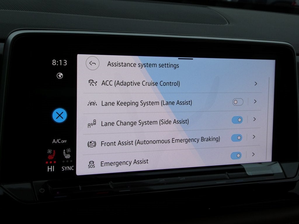 2026 Volkswagen Atlas Cross Sport 2.0T SE w/Technology