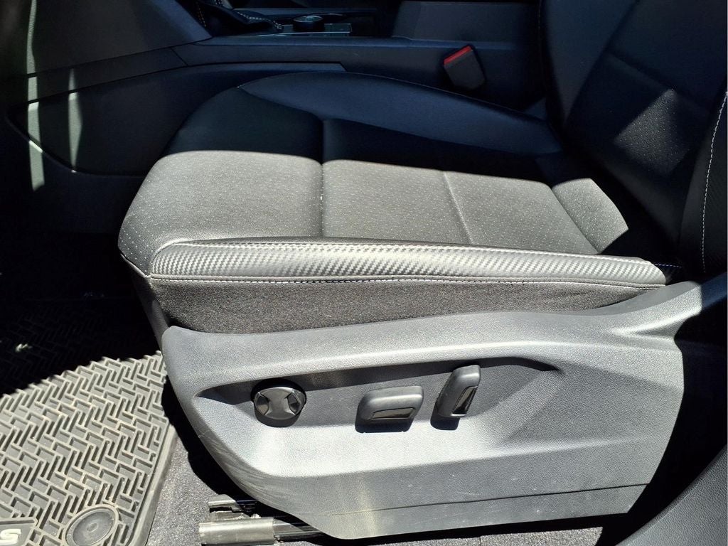 2023 Volkswagen Atlas Cross Sport 2.0T SE w/Technology