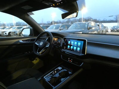 2026 Volkswagen Atlas Cross Sport 2.0T SE w/Technology