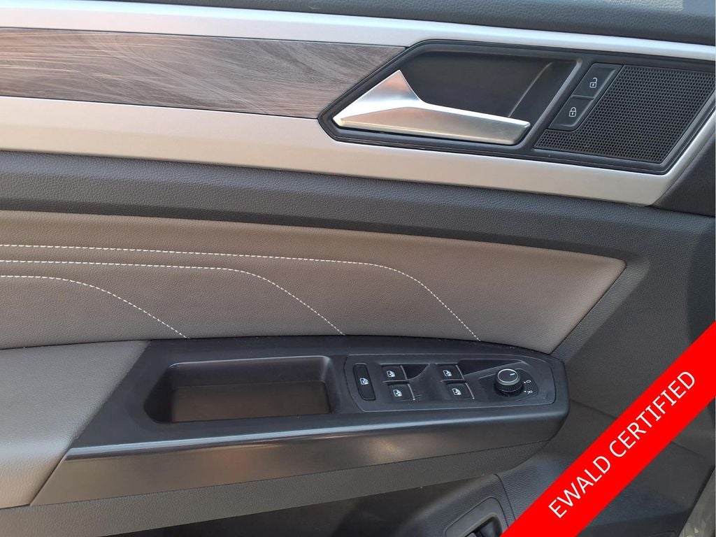 2023 Volkswagen Atlas Cross Sport 2.0T SE w/Technology