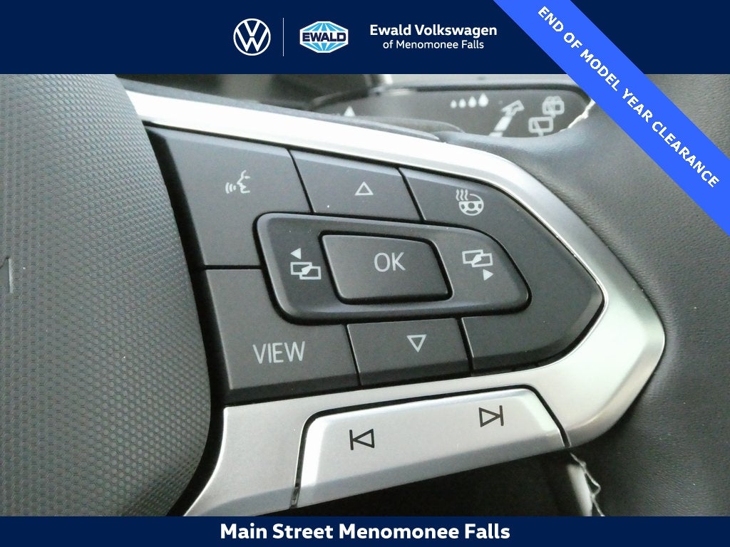 2025 Volkswagen Atlas Cross Sport 2.0T SE w/Technology