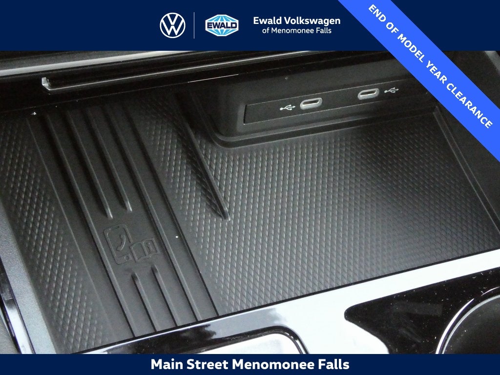 2025 Volkswagen Atlas Cross Sport 2.0T SE w/Technology