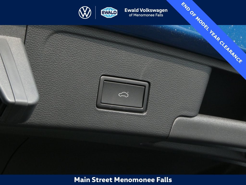 2025 Volkswagen Atlas Cross Sport 2.0T SE w/Technology