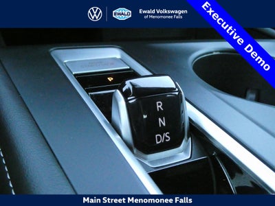 2025 Volkswagen Atlas Cross Sport 2.0T SE