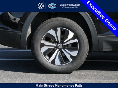 2025 Volkswagen Atlas Cross Sport 2.0T SE