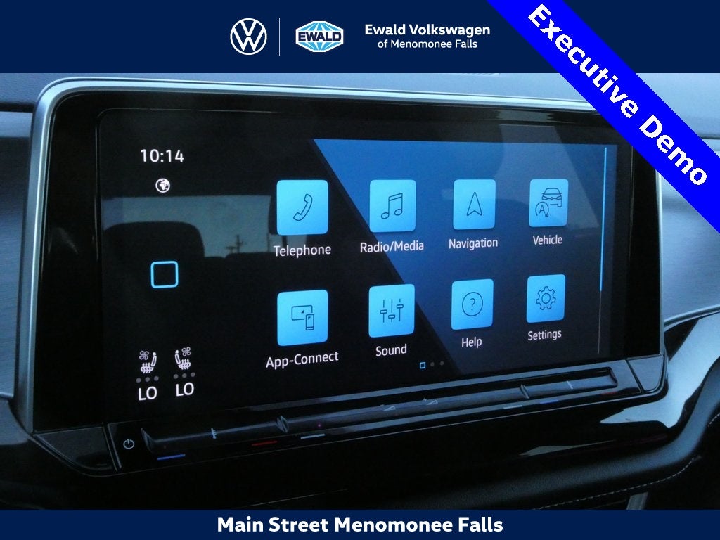 2025 Volkswagen Atlas Cross Sport 2.0T SE