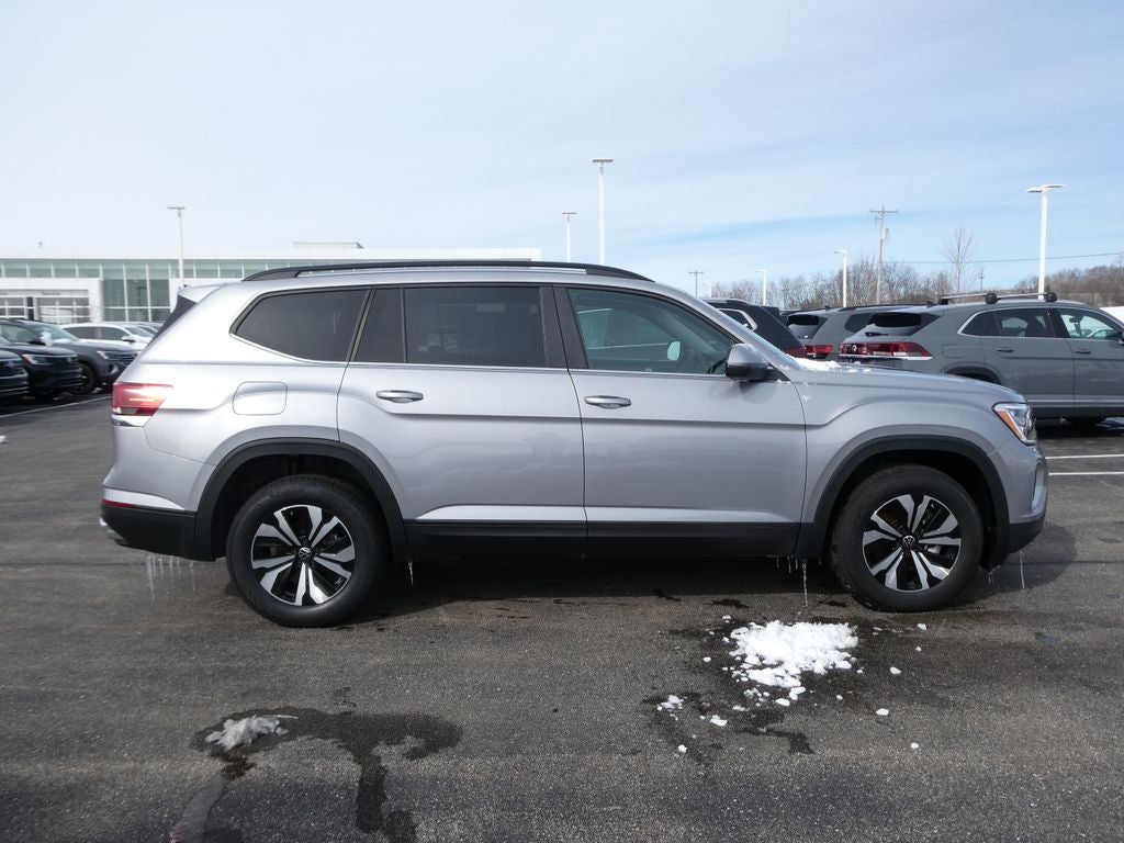 2026 Volkswagen Atlas 2.0T SE