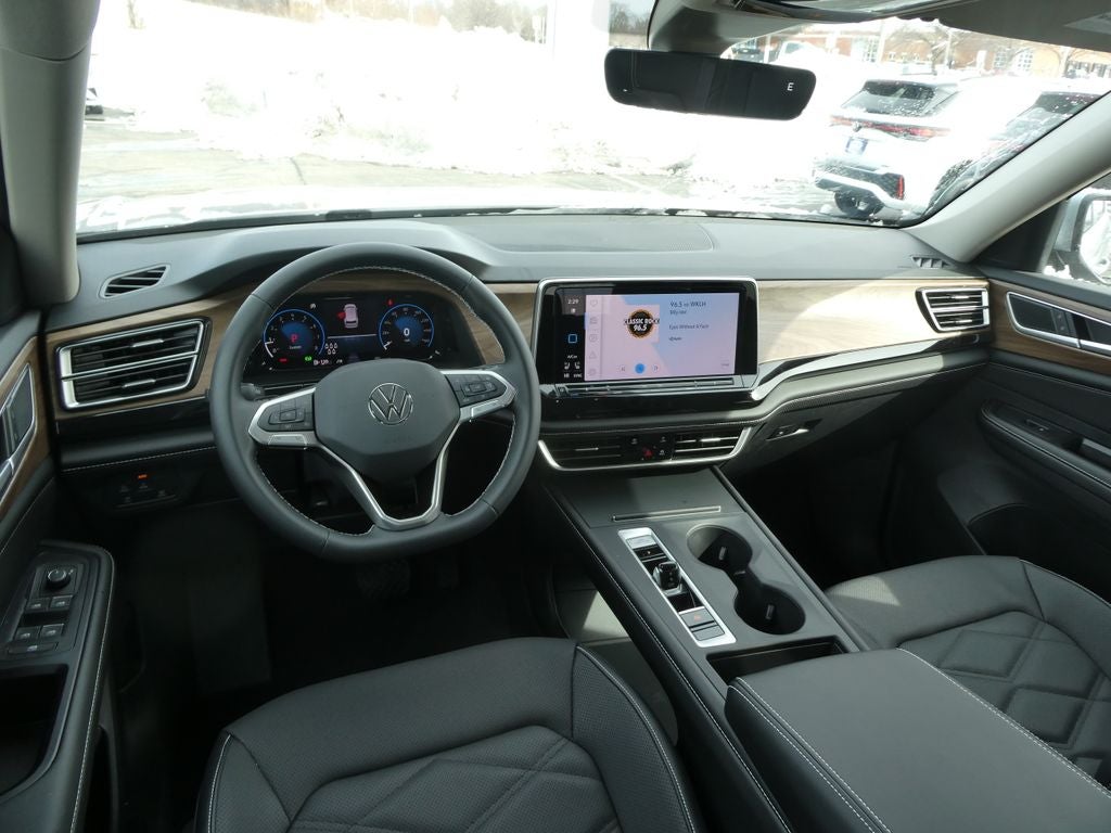 2026 Volkswagen Atlas 2.0T SE