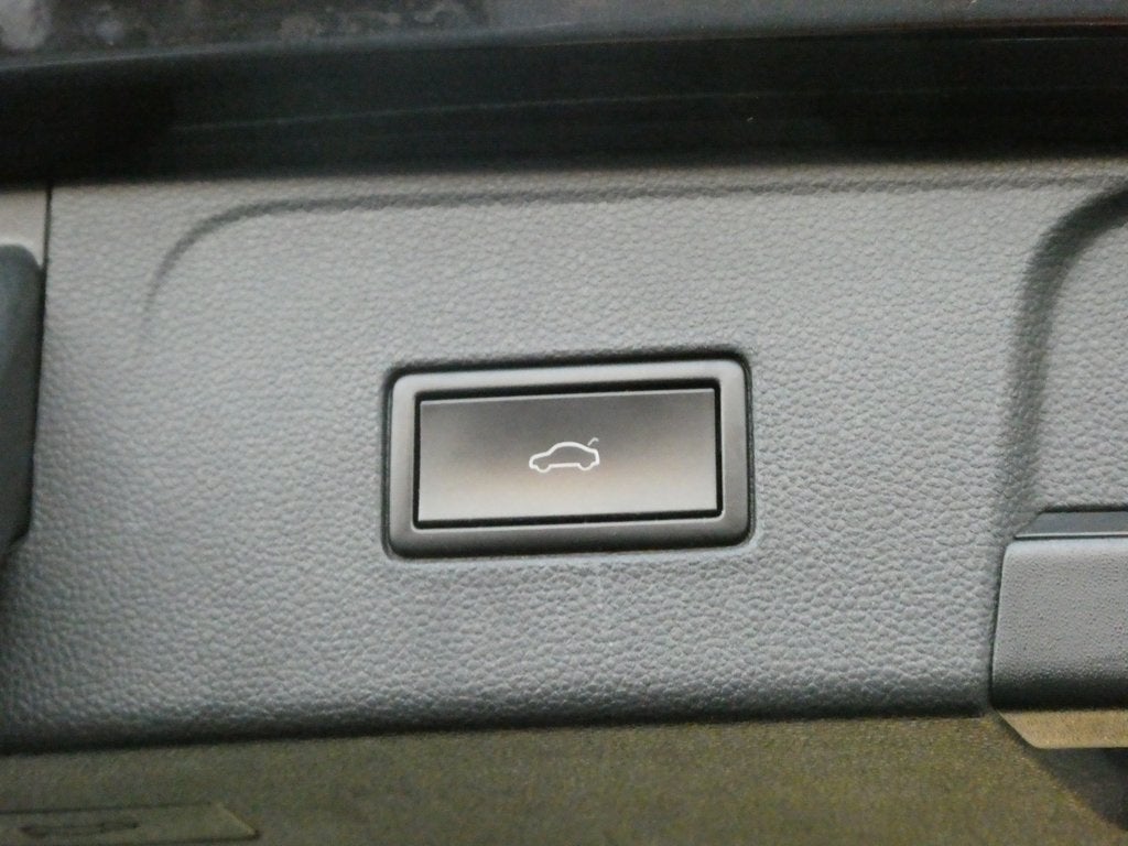 2019 Volkswagen Atlas 2.0T SE w/Technology w/Technology