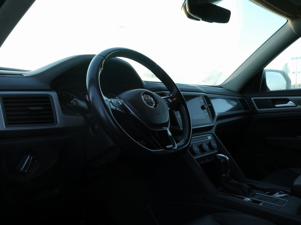 2019 Volkswagen Atlas 2.0T SE w/Technology w/Technology