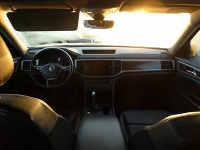 2019 Volkswagen Atlas 2.0T SE w/Technology w/Technology