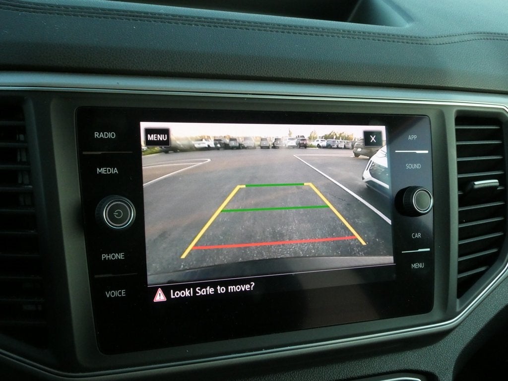 2019 Volkswagen Atlas 2.0T SE w/Technology w/Technology