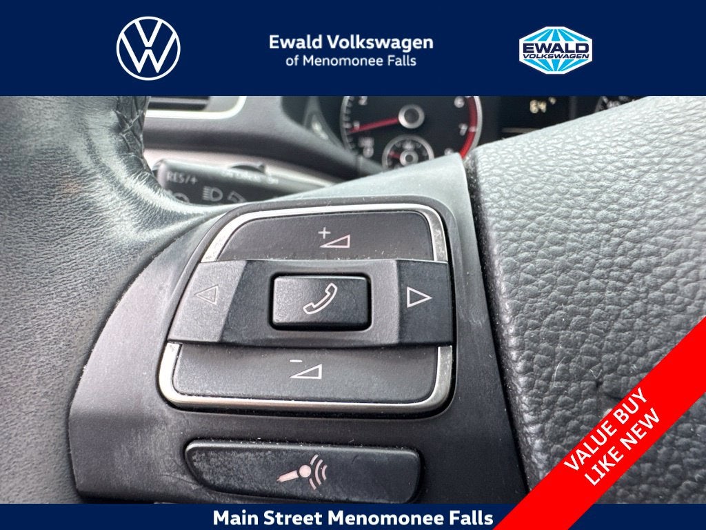 2015 Volkswagen Passat 1.8T S