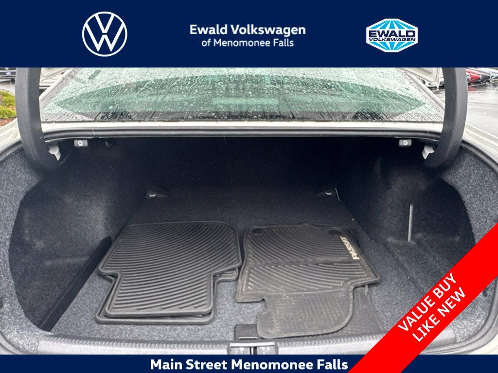 2015 Volkswagen Passat 1.8T S