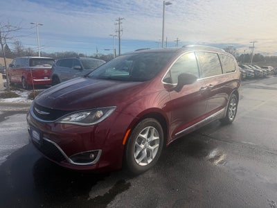 2017 Chrysler Pacifica Touring L Plus