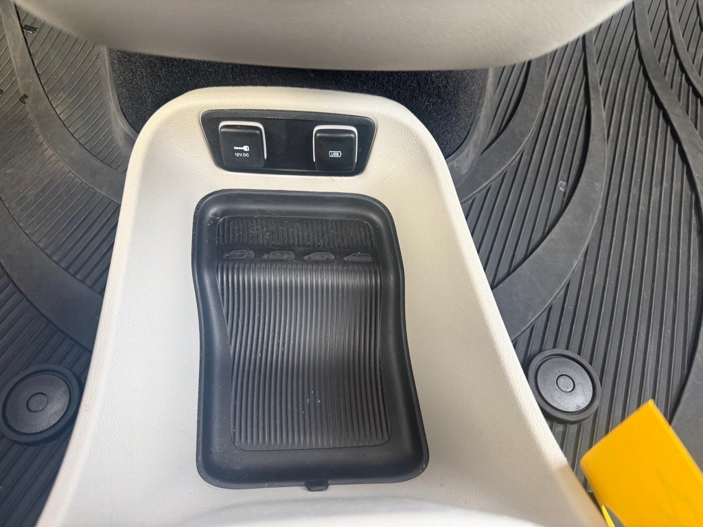 2017 Chrysler Pacifica Touring L Plus