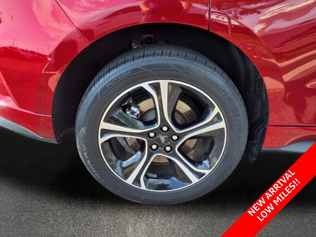 2023 Ford Edge ST