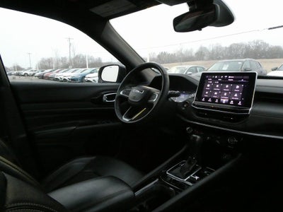 2023 Jeep Compass Altitude