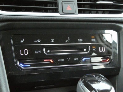 2025 Volkswagen Taos 1.5T SE Black