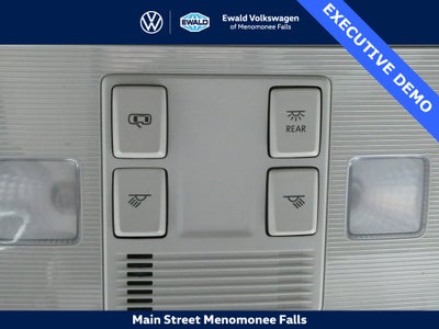 2025 Volkswagen Taos 1.5T SE Black