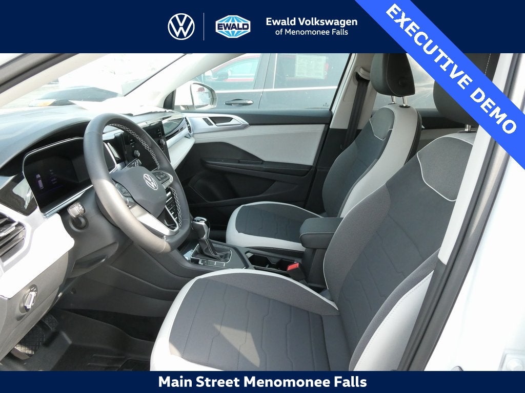 2025 Volkswagen Taos 1.5T SE Black