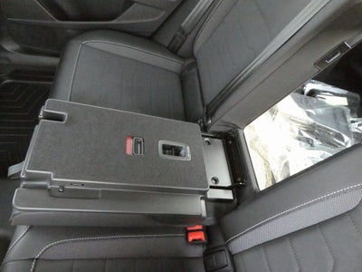 2025 Volkswagen Taos 1.5T SE Black