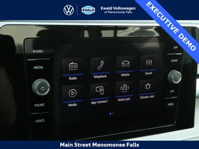 2025 Volkswagen Taos 1.5T SE Black