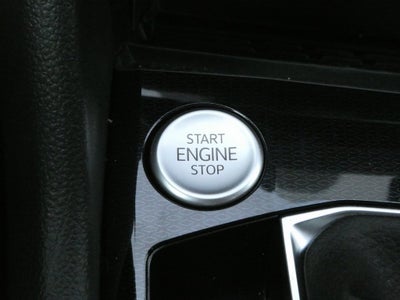 2025 Volkswagen Taos 1.5T SE Black