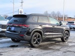 2026 Volkswagen Taos 1.5T SE Black