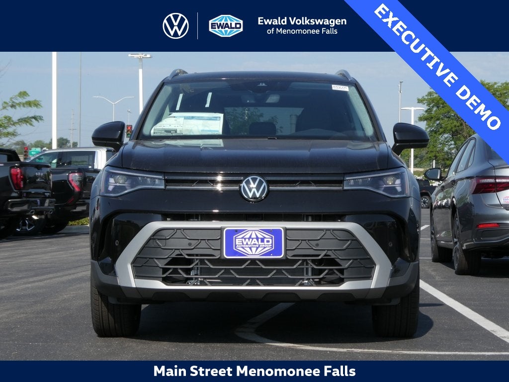 2025 Volkswagen Taos 1.5T SE Black 4MOTION