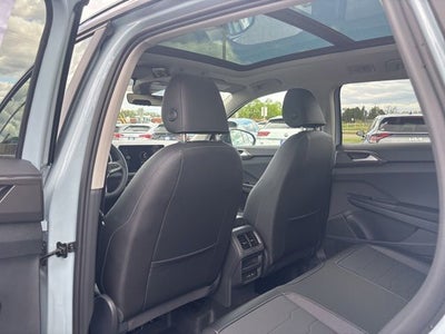 2026 Volkswagen Taos 1.5T SE Black