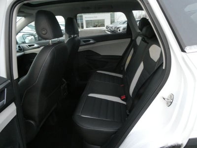 2026 Volkswagen Taos 1.5T SEL